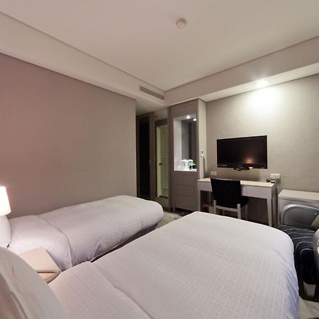 Harbor View Hotel Keelung Esterno foto