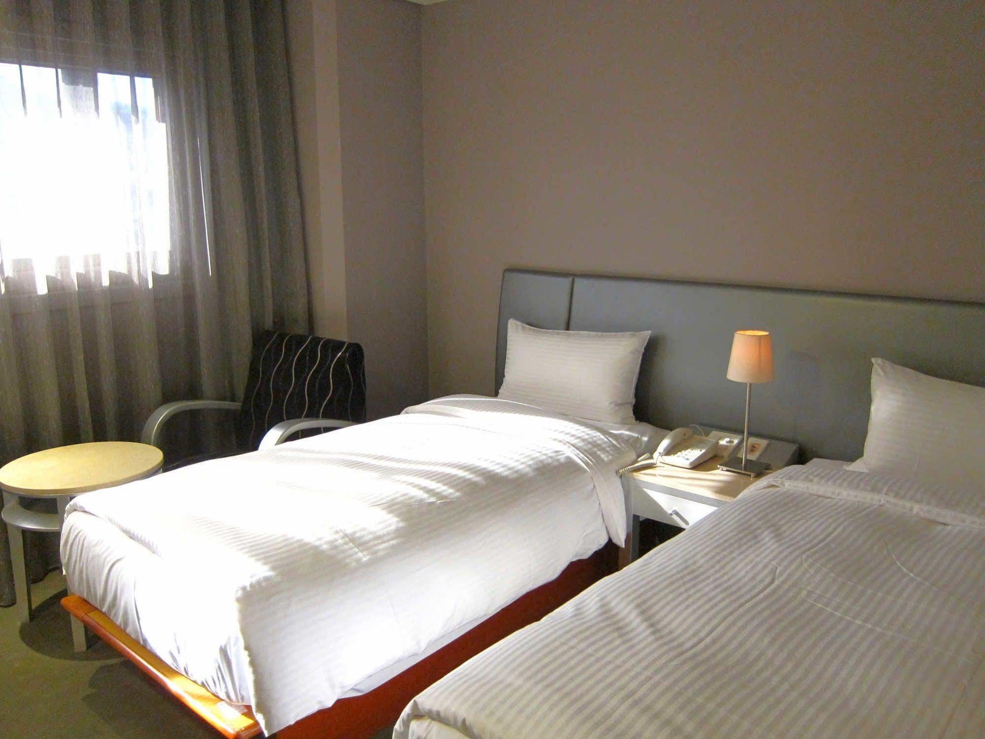 Harbor View Hotel Keelung Esterno foto